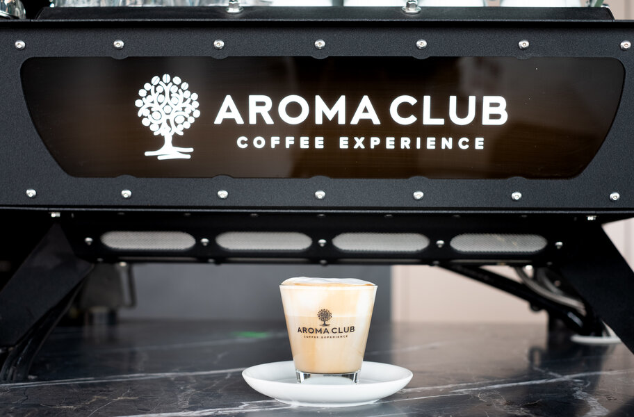 Account & Experience Manager — Aroma Club 4